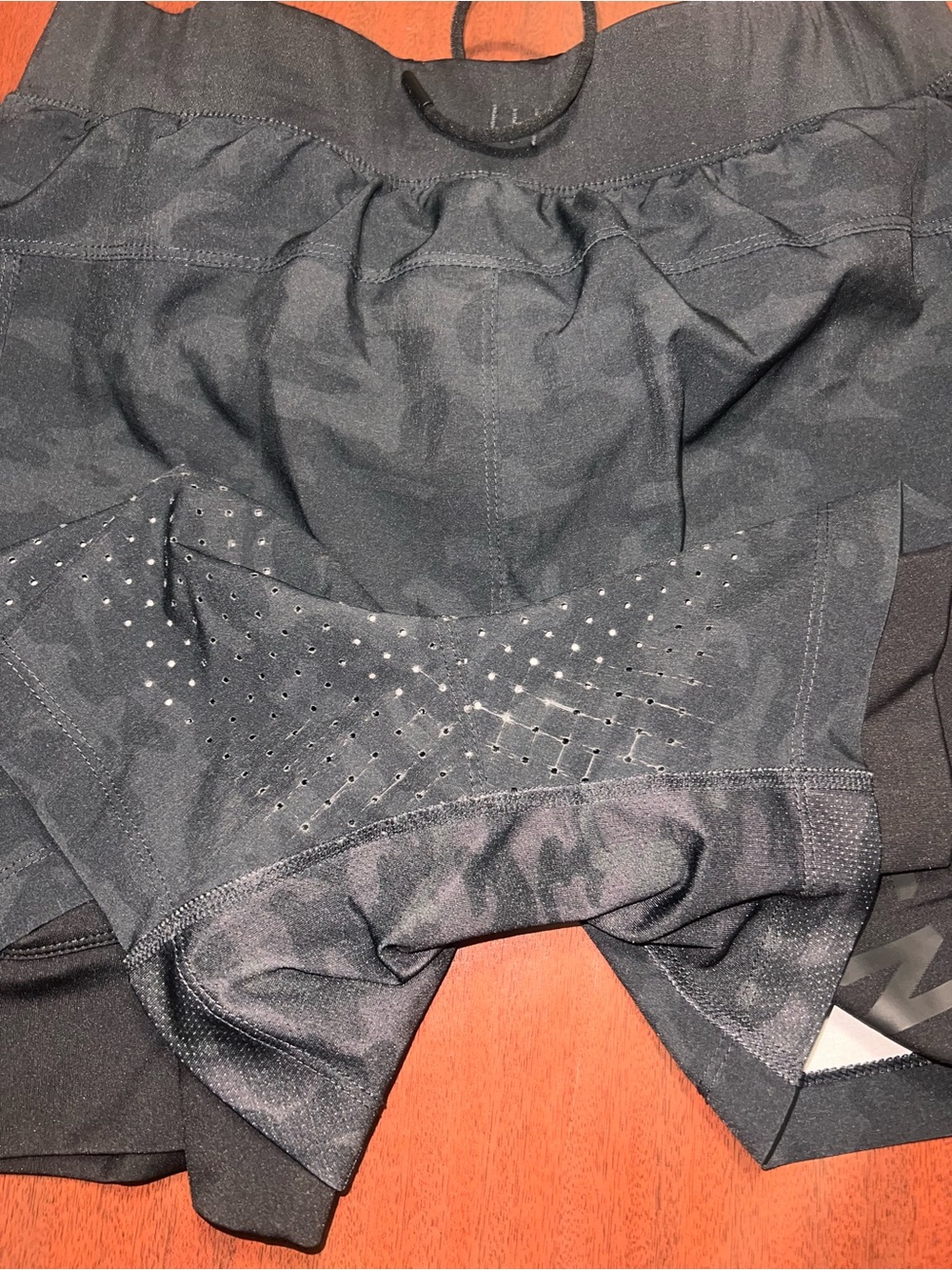 Alphalete Black Camo Infinity Waistband Training Shorts - Picture 4 of 4